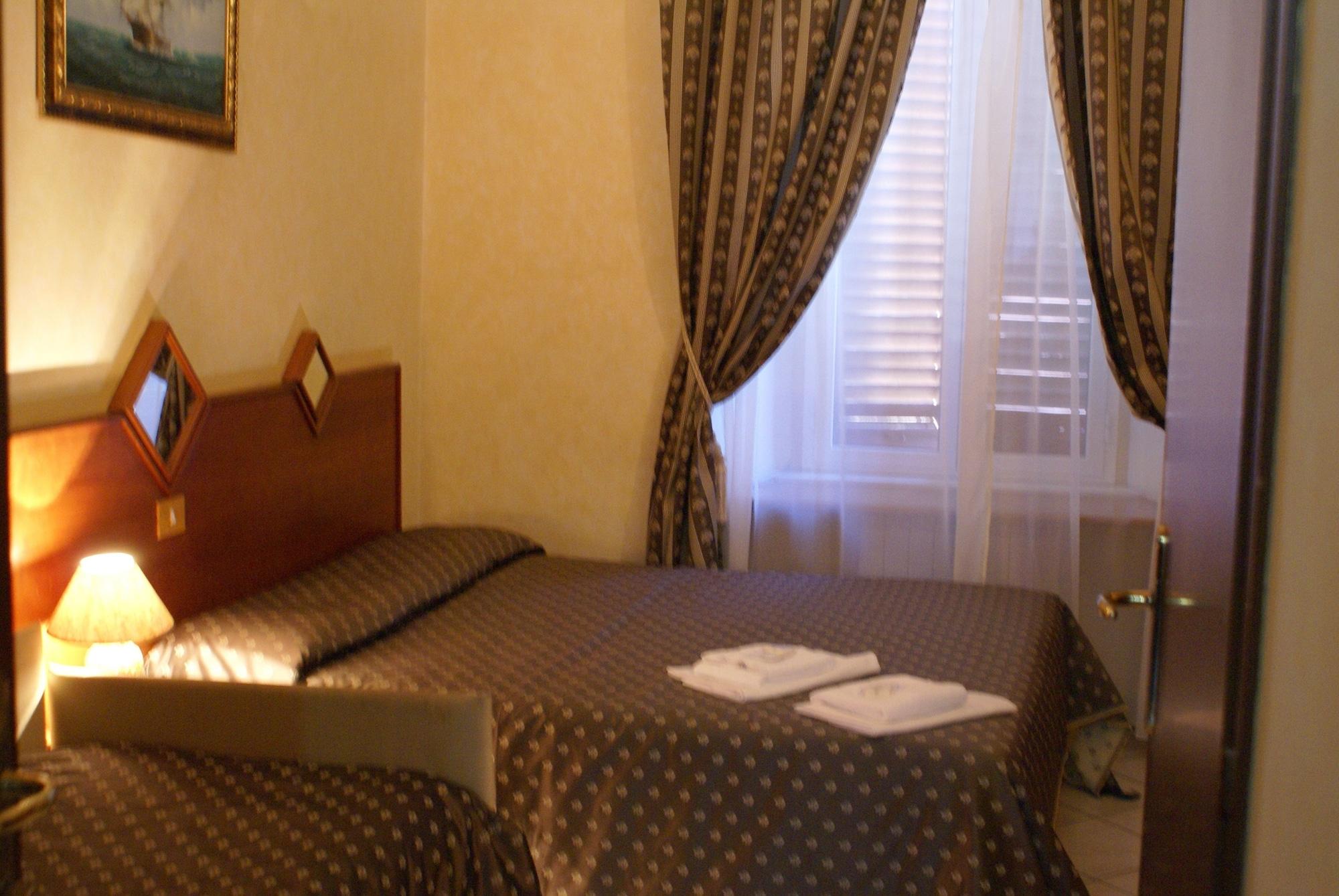 Hotel Farini Roma Ngoại thất bức ảnh