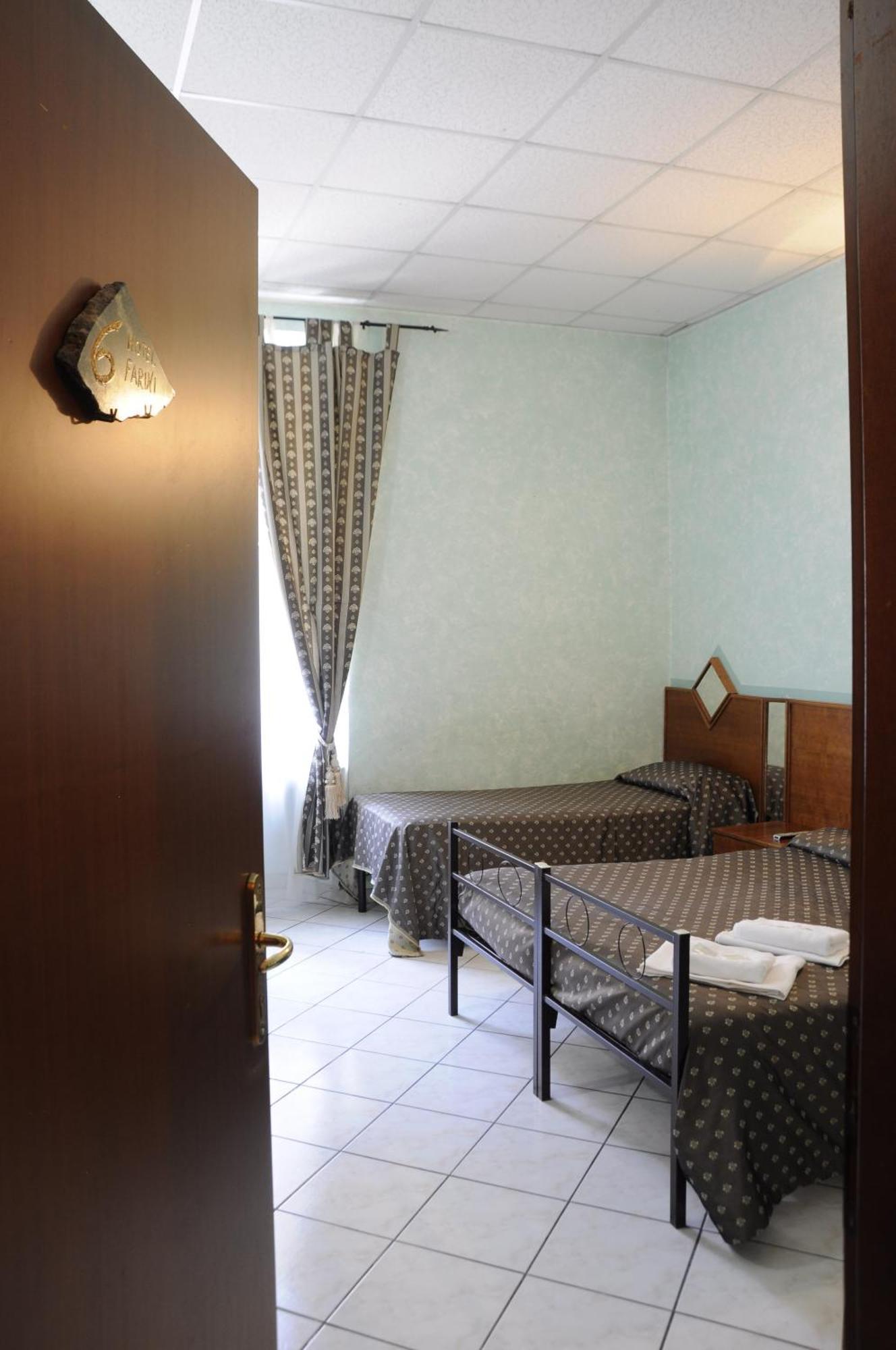 Hotel Farini Roma Phòng bức ảnh