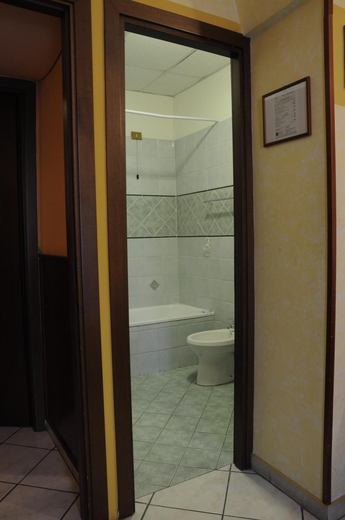 Hotel Farini Roma Phòng bức ảnh